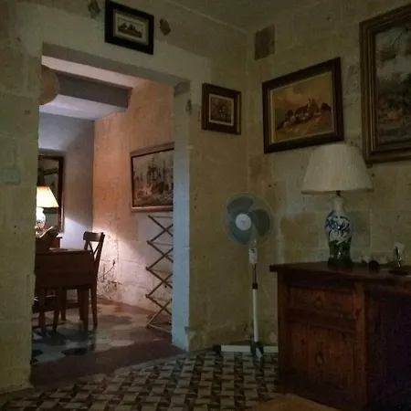 V. B. La Valette